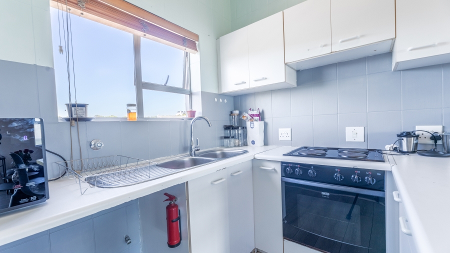 2 Bedroom Property for Sale in Big Bay Western Cape